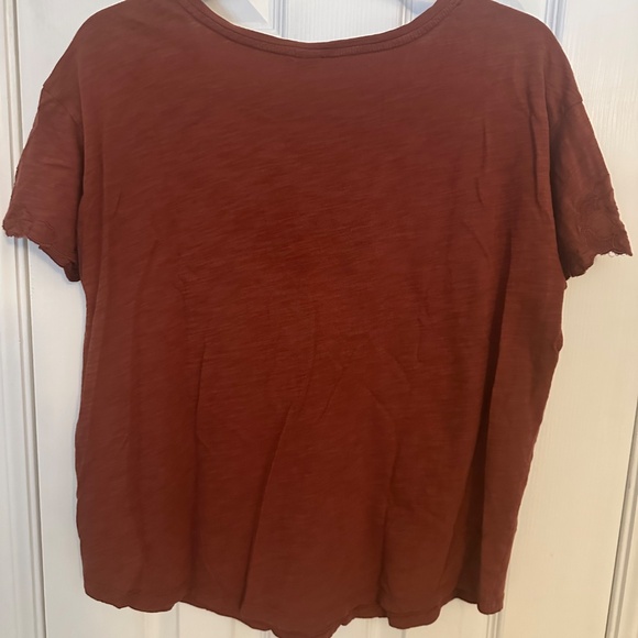 Top - Picture 2 of 2